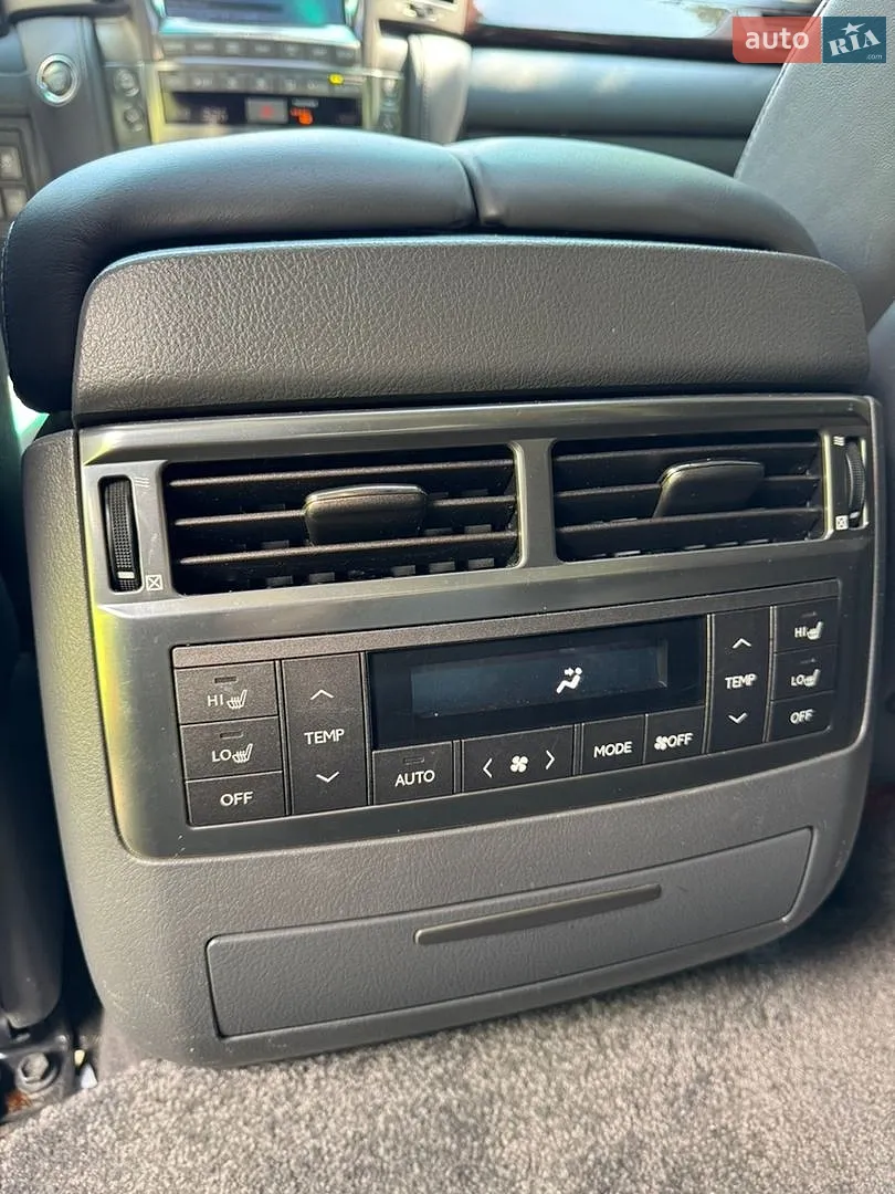 2010 Lexus LX - мініатюра 18