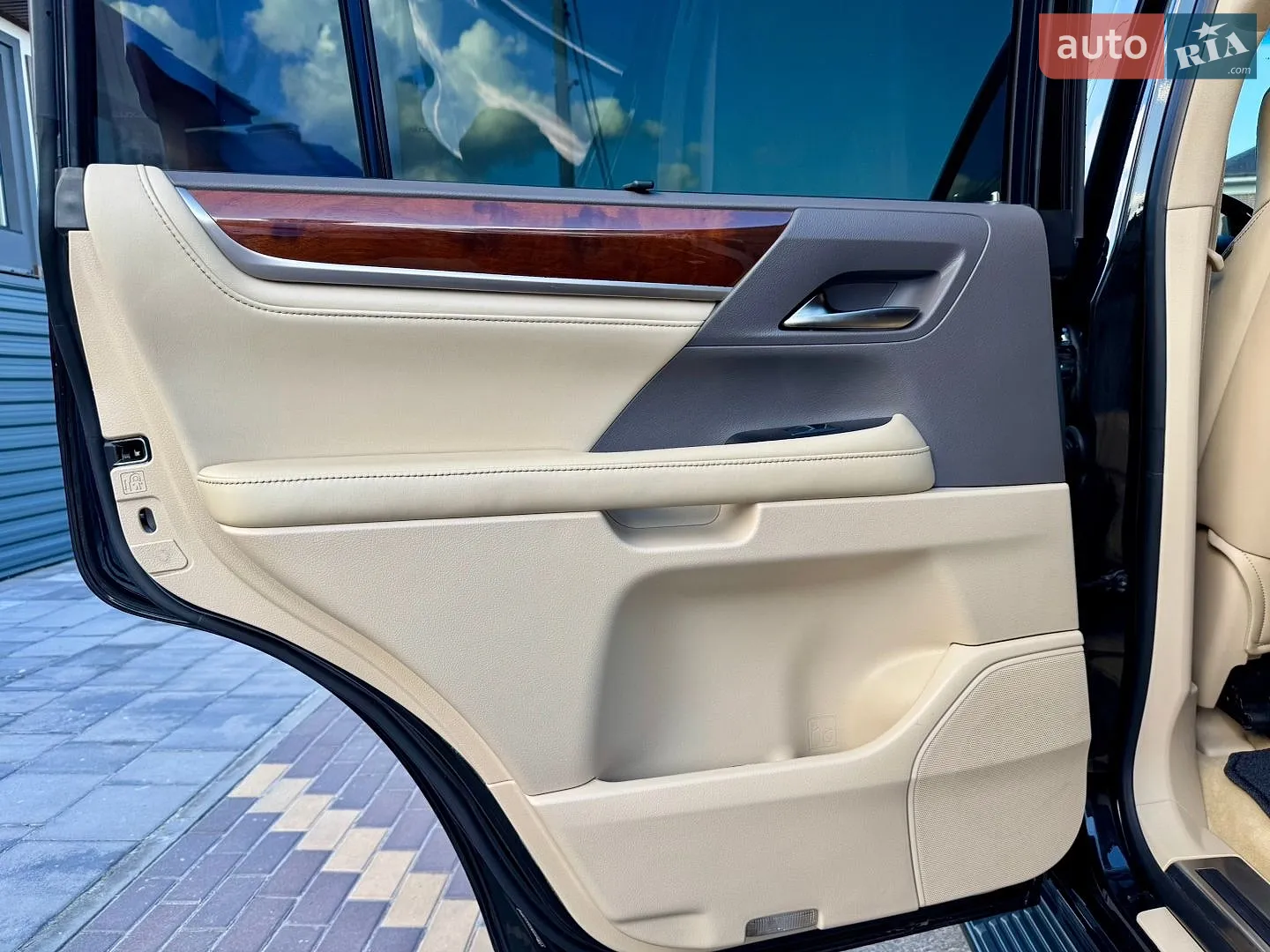 2016 Lexus LX - мініатюра 48