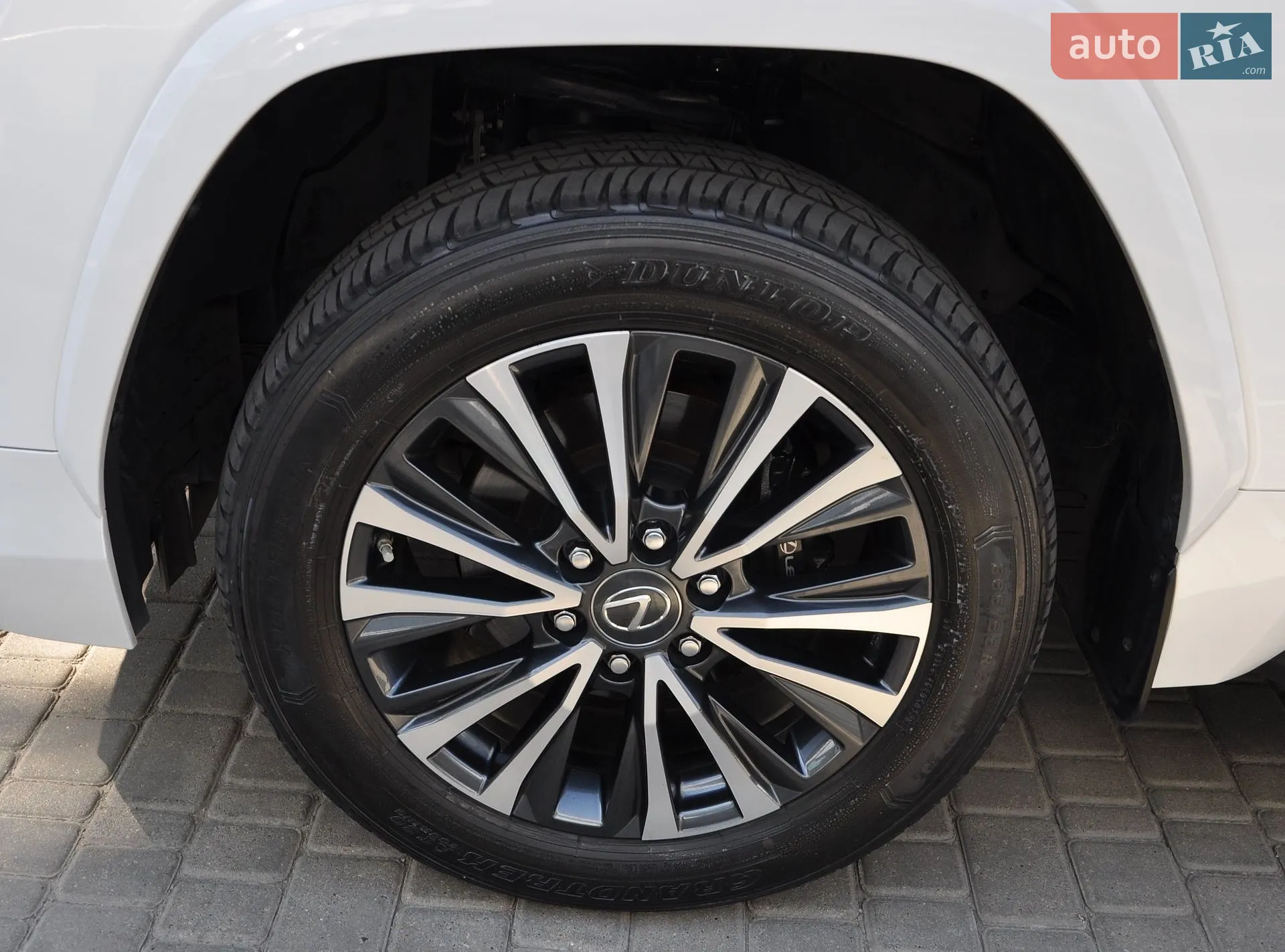 2022 Lexus LX - мініатюра 16