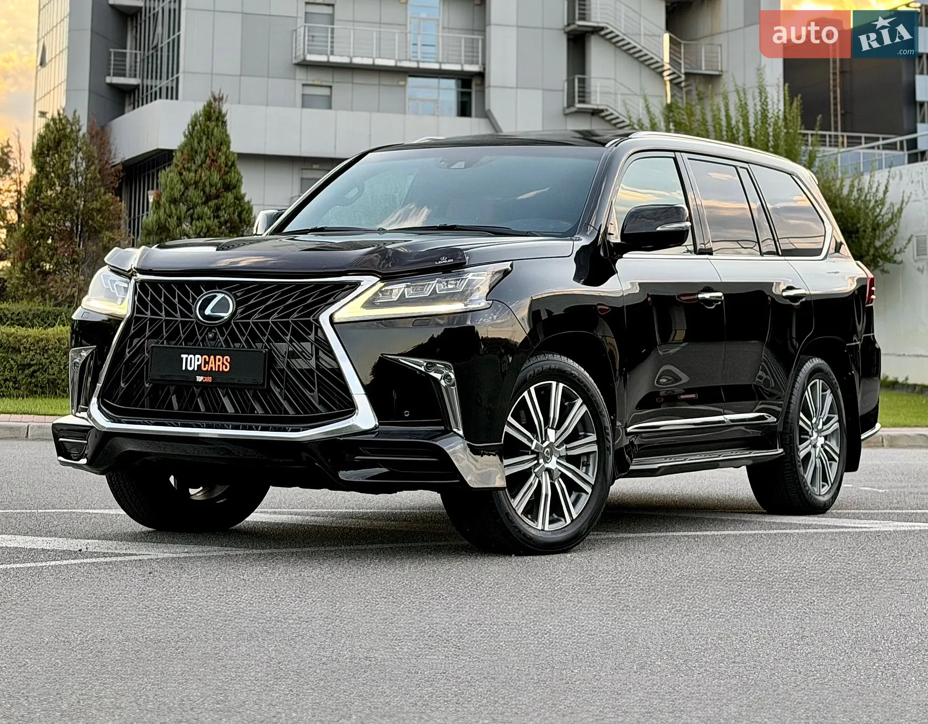 2016 Lexus LX - мініатюра 4