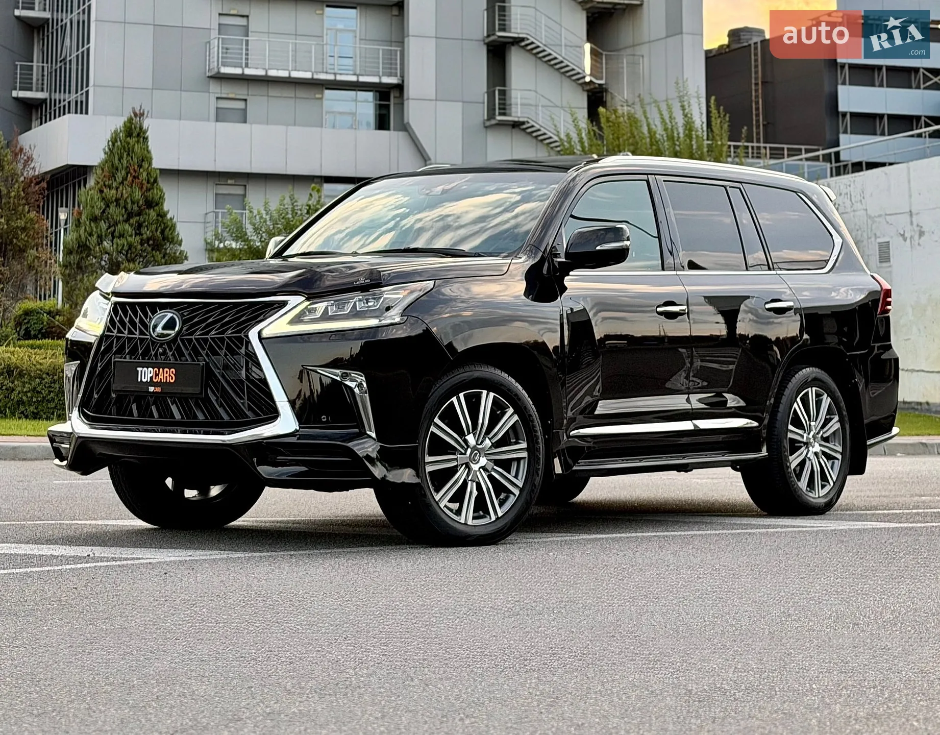2016 Lexus LX - мініатюра 6