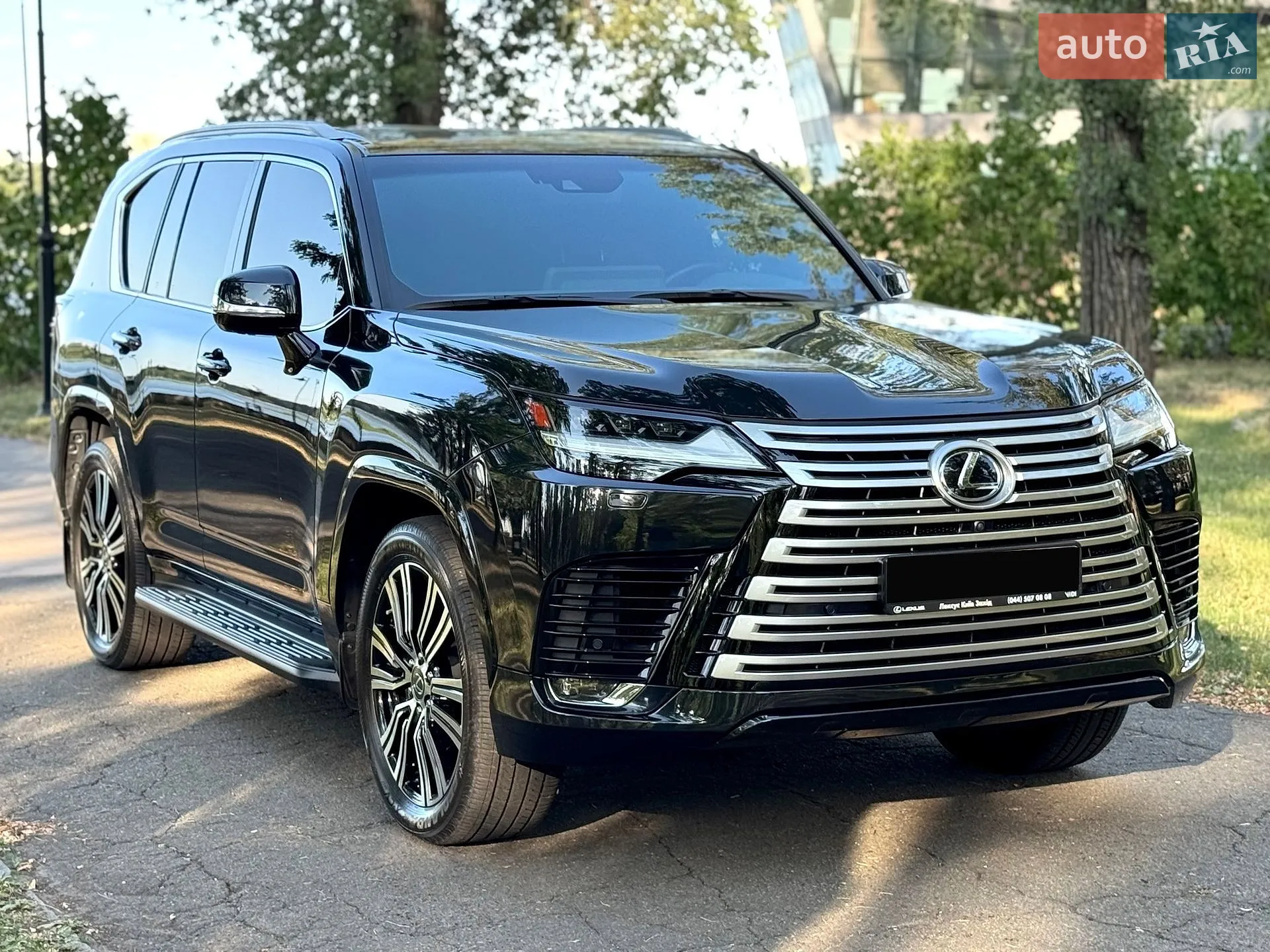 2022 Lexus LX - мініатюра 13