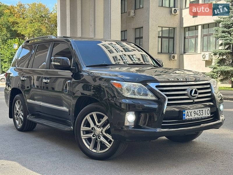 Внедорожник / Кроссовер Lexus LX 2012 в Харькове
