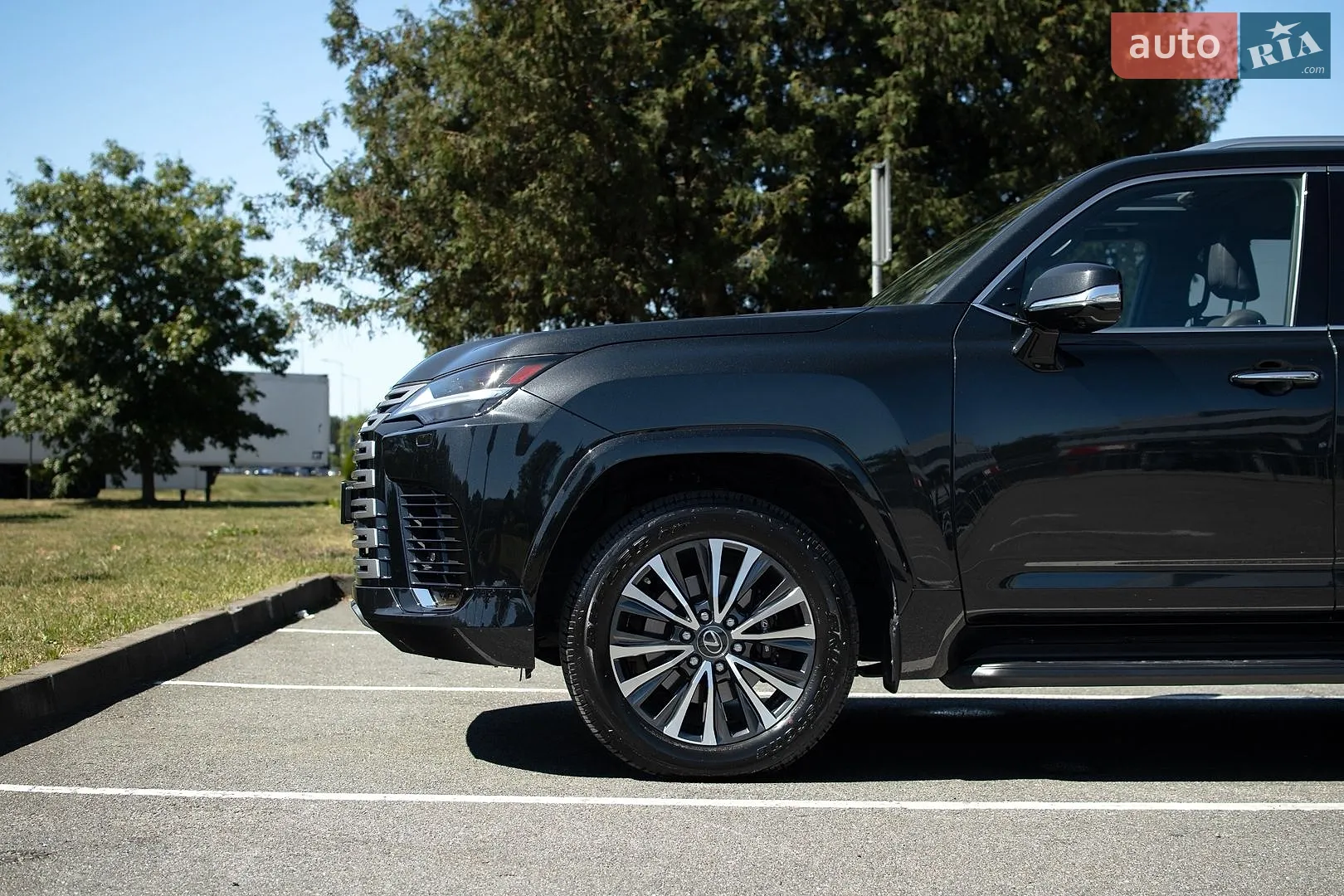 2023 Lexus LX - мініатюра 5