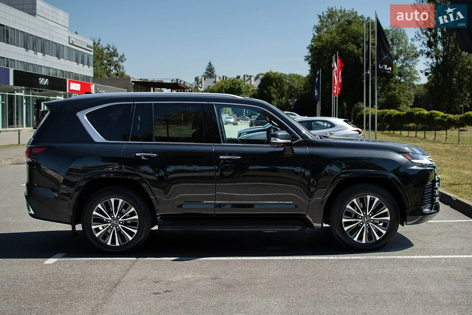 2023 Lexus LX - мініатюра 11