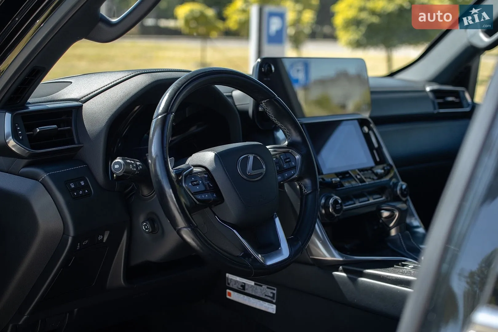 2023 Lexus LX - мініатюра 16