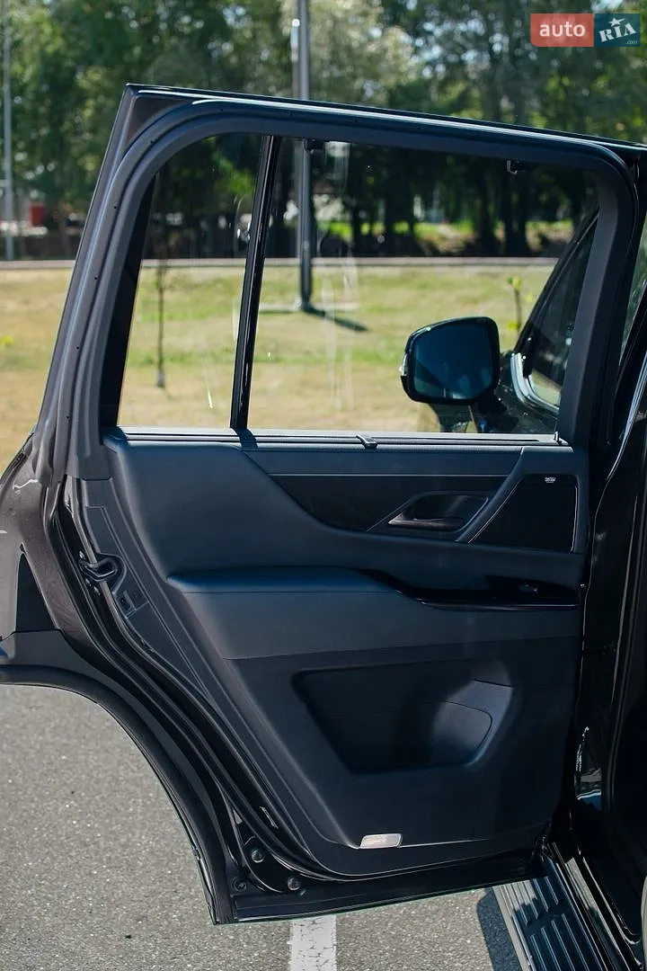 2023 Lexus LX - мініатюра 24