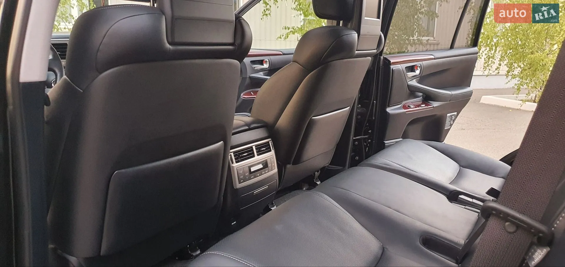 2015 Lexus LX - мініатюра 22