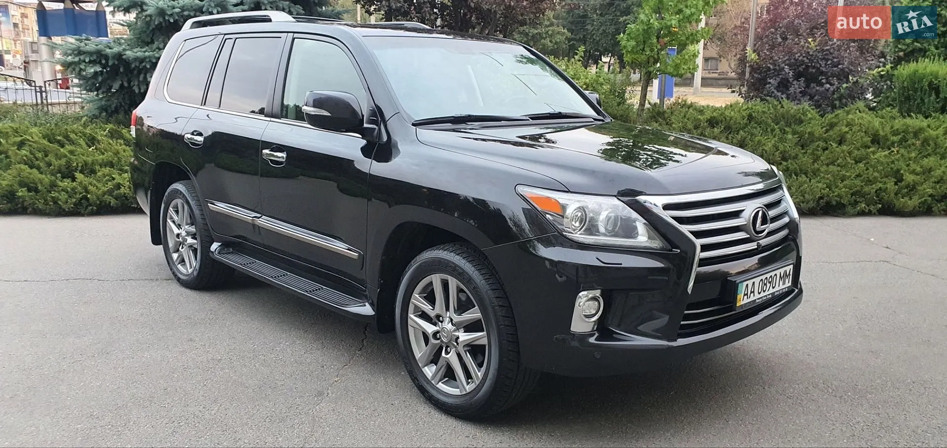 2015 Lexus LX - фото 1