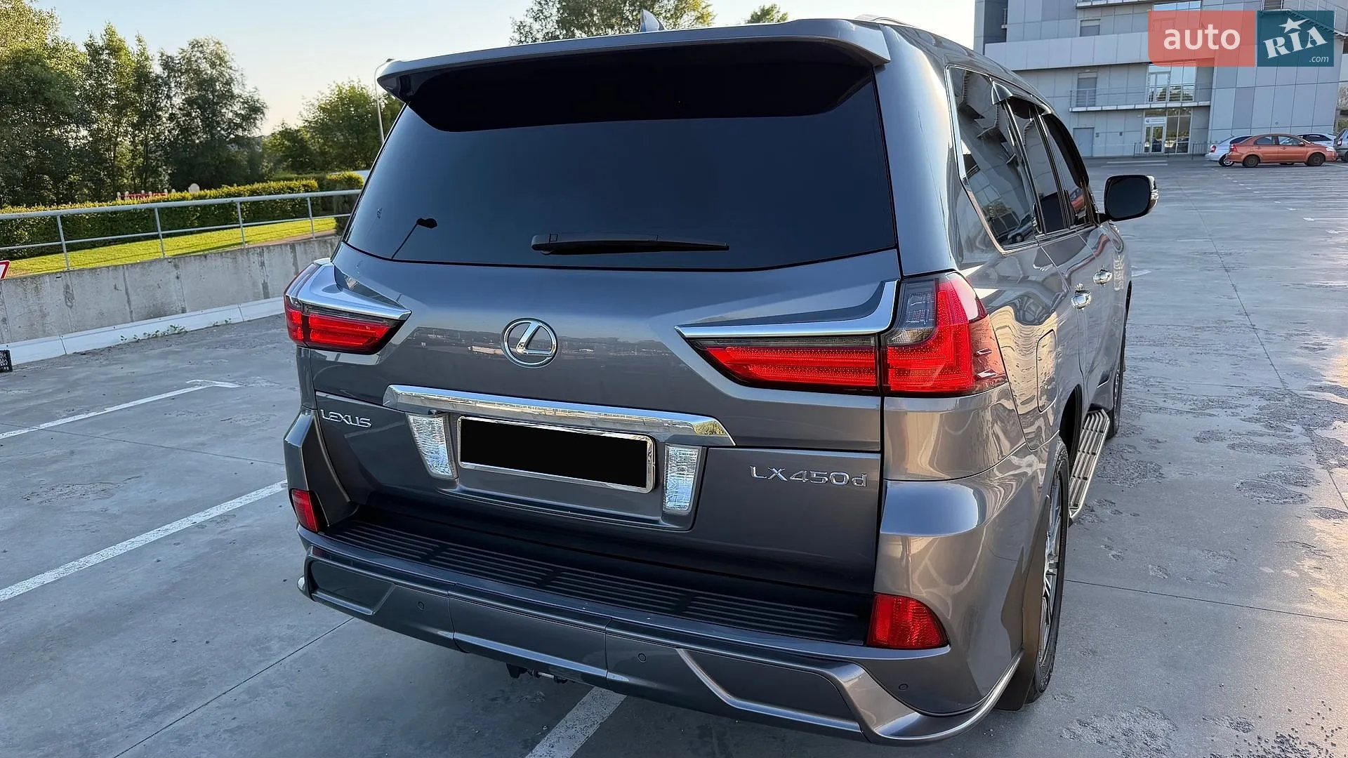 2016 Lexus LX - мініатюра 19