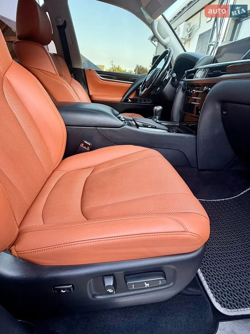 2017 Lexus LX - мініатюра 40