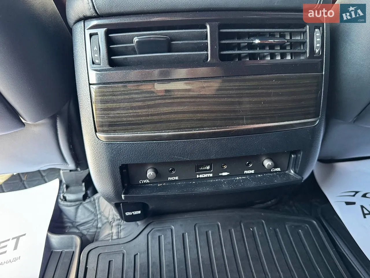 2017 Lexus LX - мініатюра 30