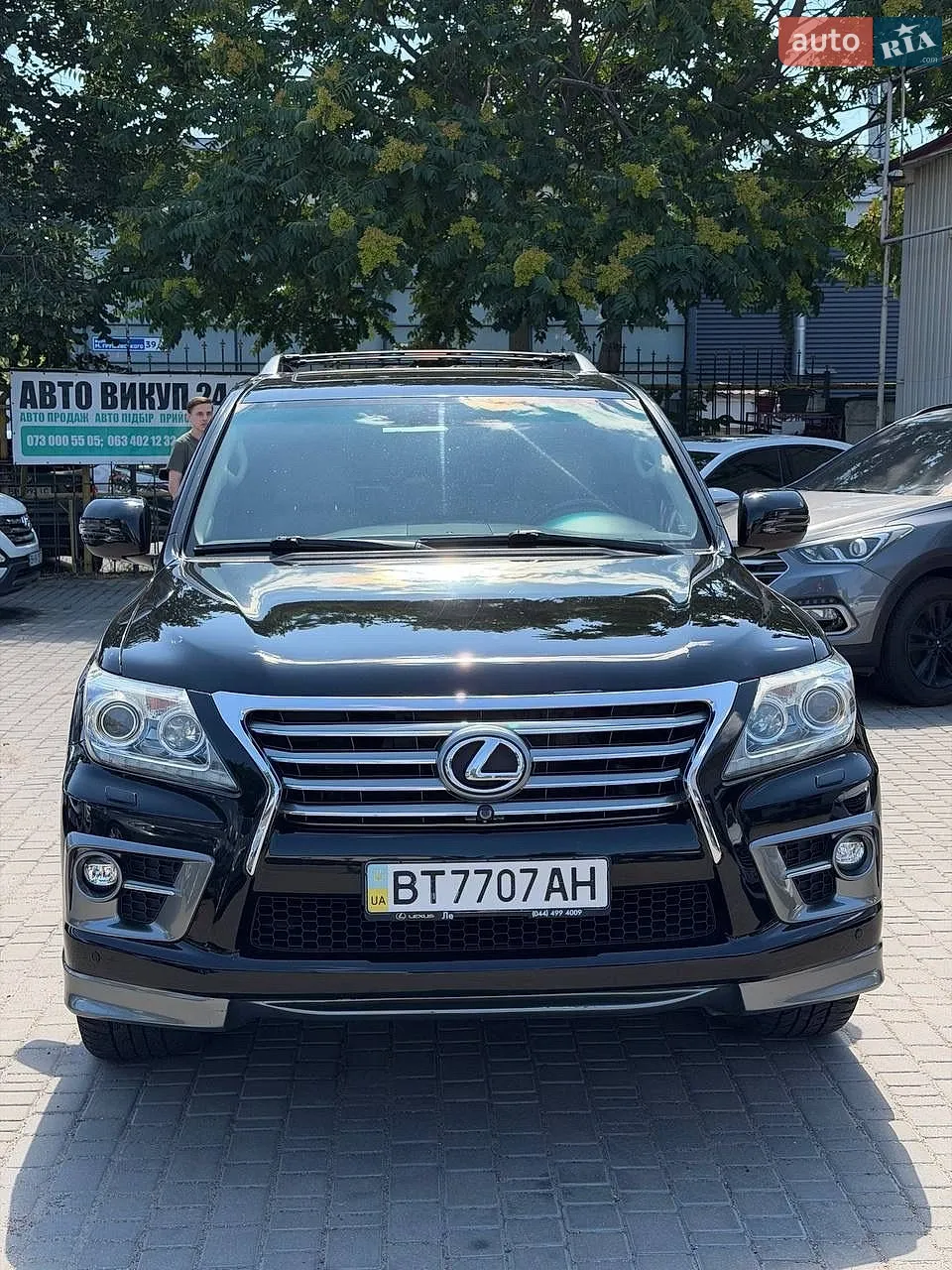 2010 Lexus LX - мініатюра 3