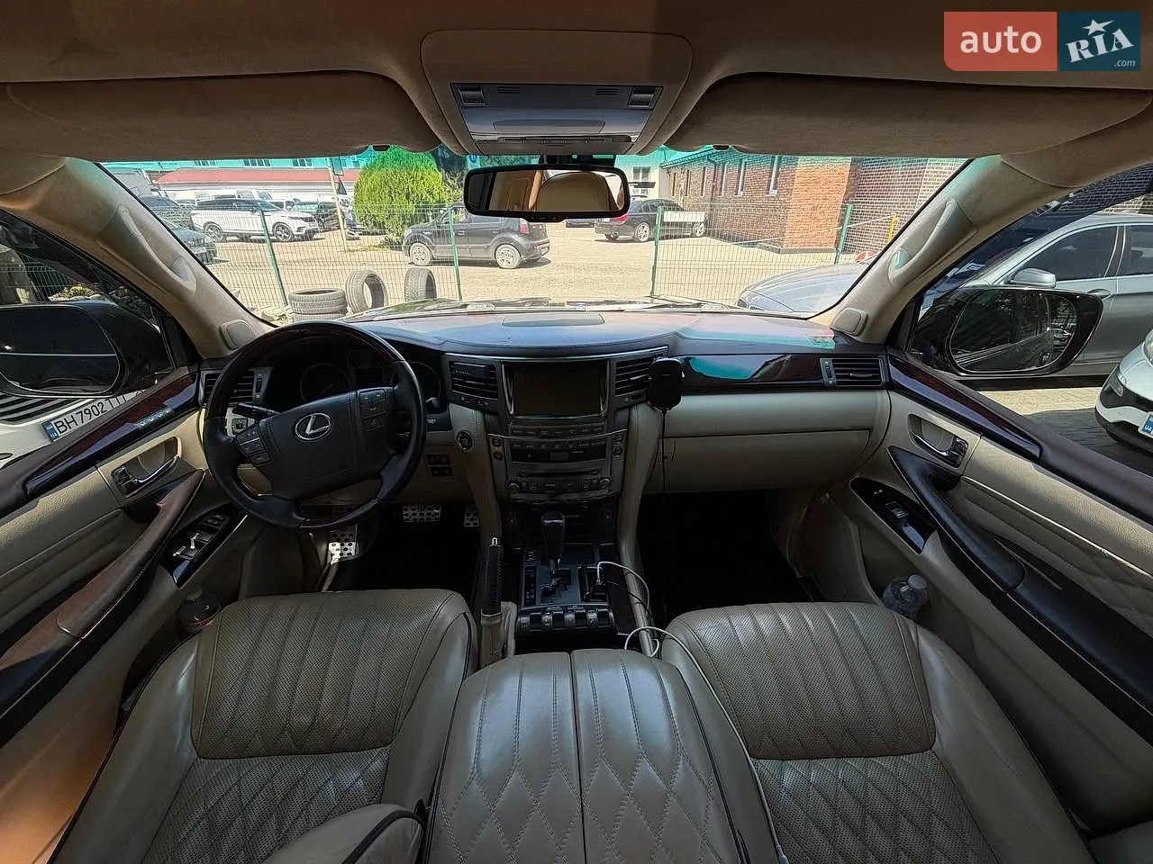 2010 Lexus LX - мініатюра 15