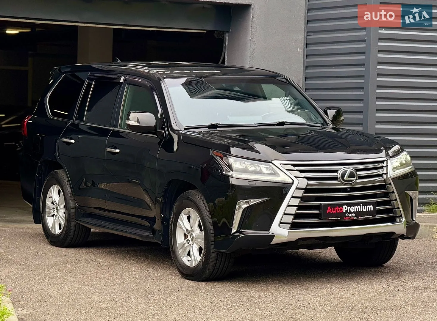 2016 Lexus LX - мініатюра 6
