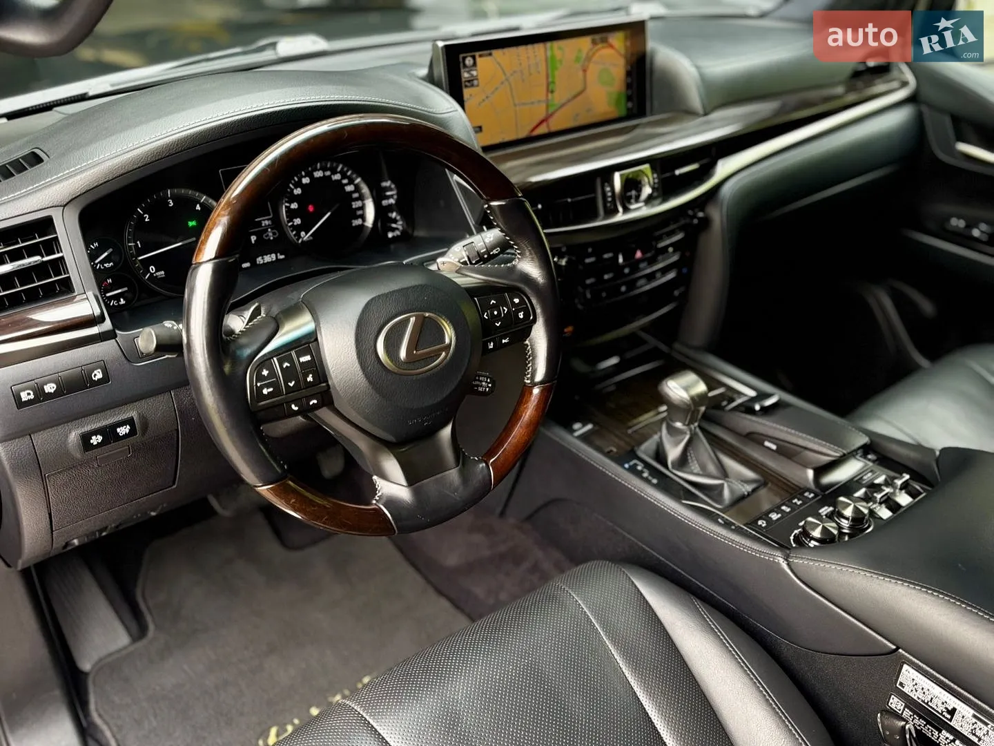 2016 Lexus LX - мініатюра 24