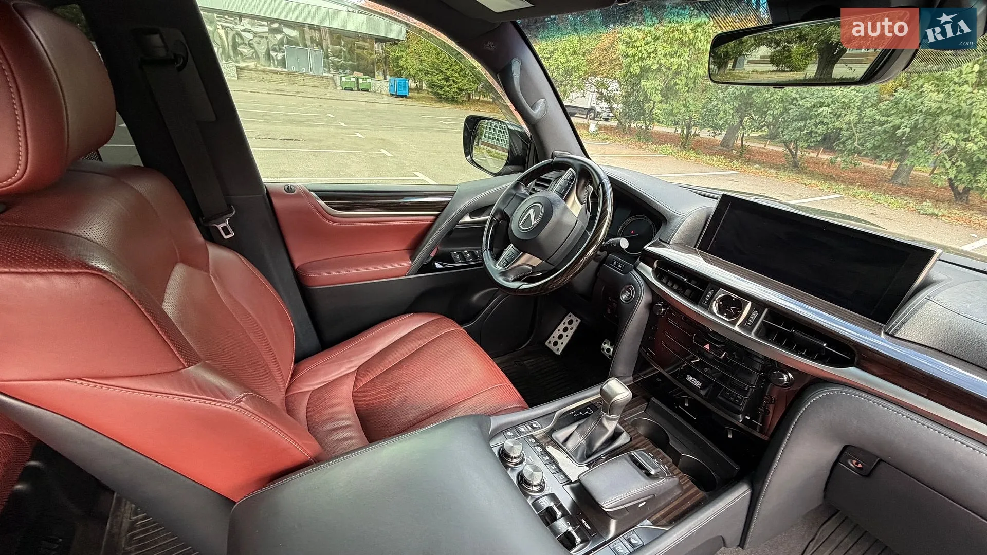 2019 Lexus LX - мініатюра 9