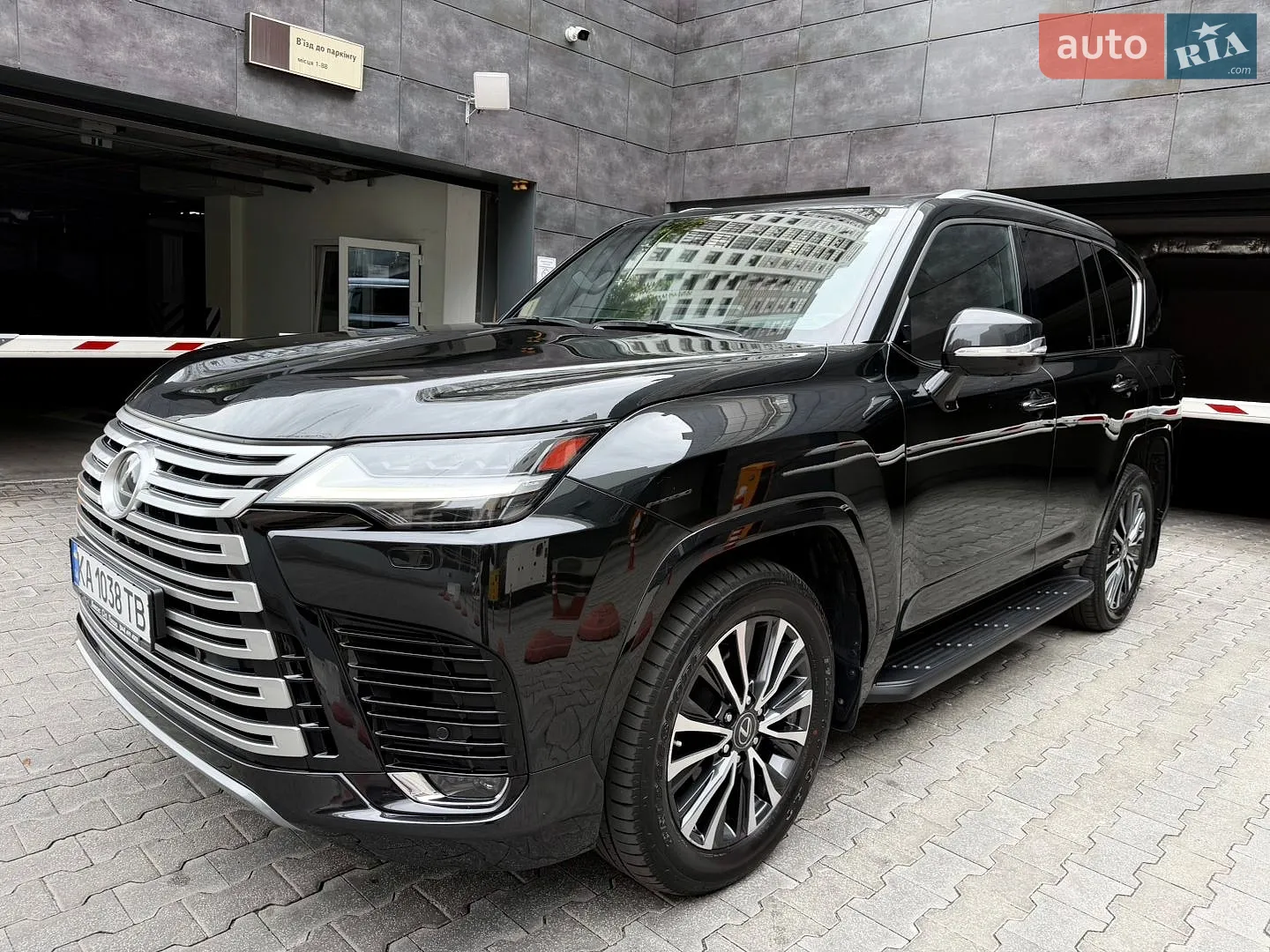 2022 Lexus LX - мініатюра 16