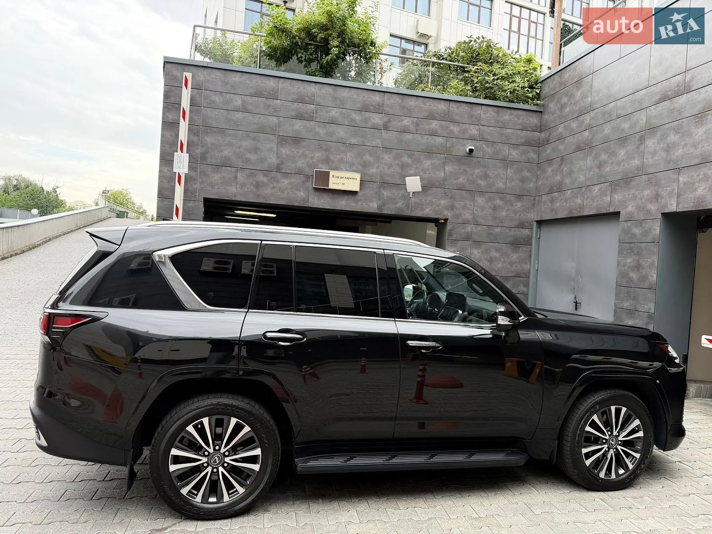 2022 Lexus LX - мініатюра 37