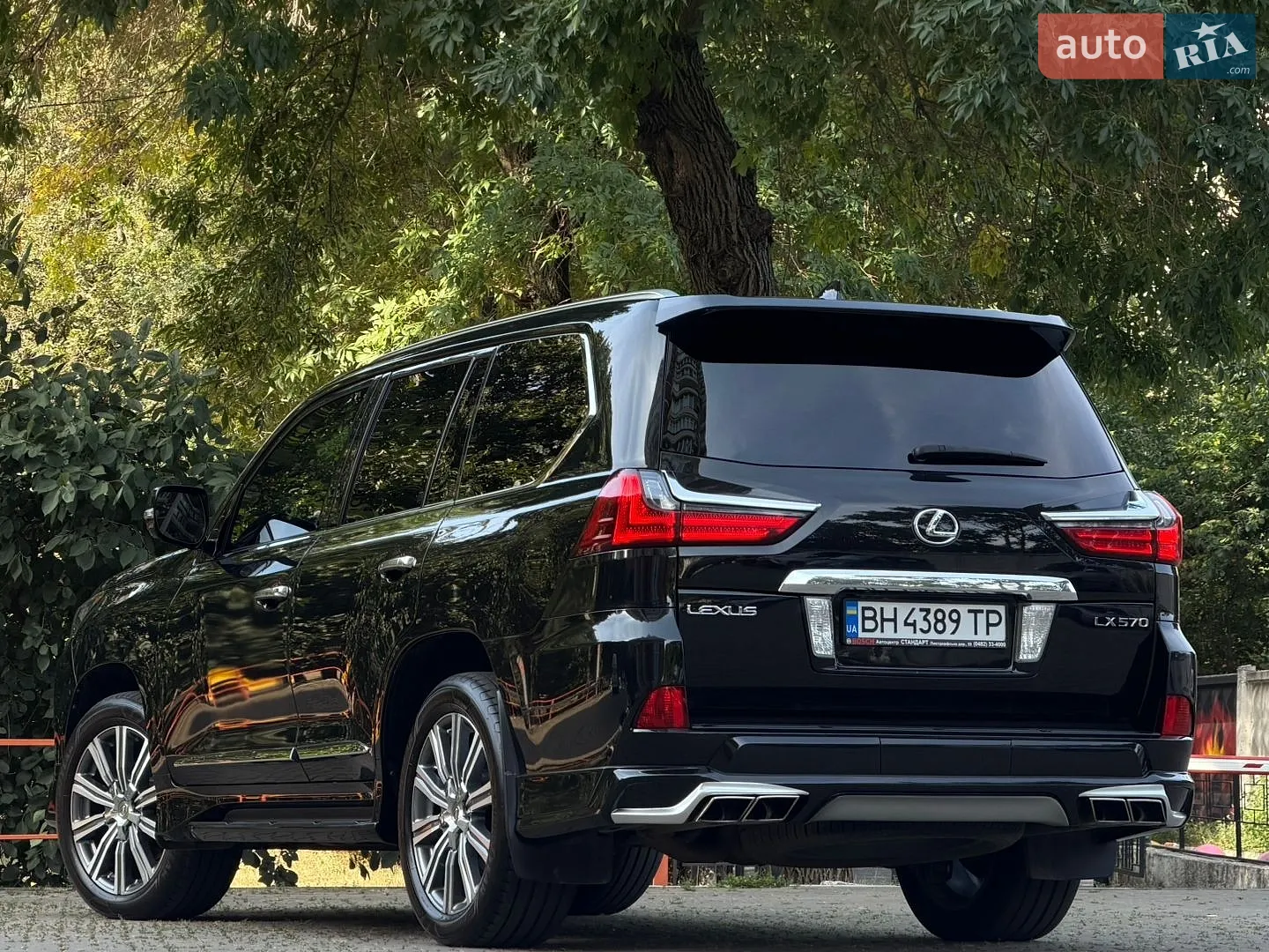 2016 Lexus LX - мініатюра 31
