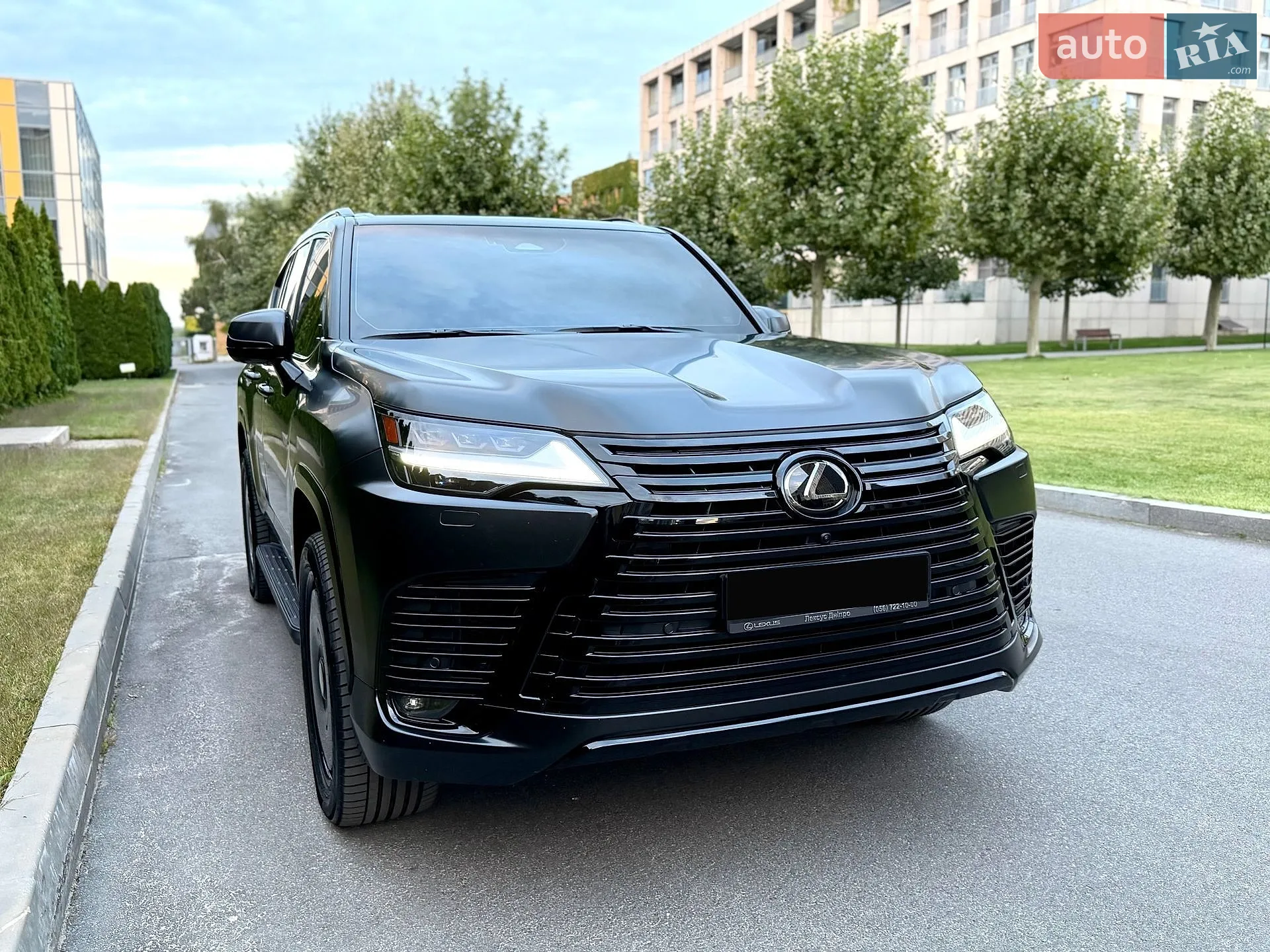 2025 Lexus LX - мініатюра 19