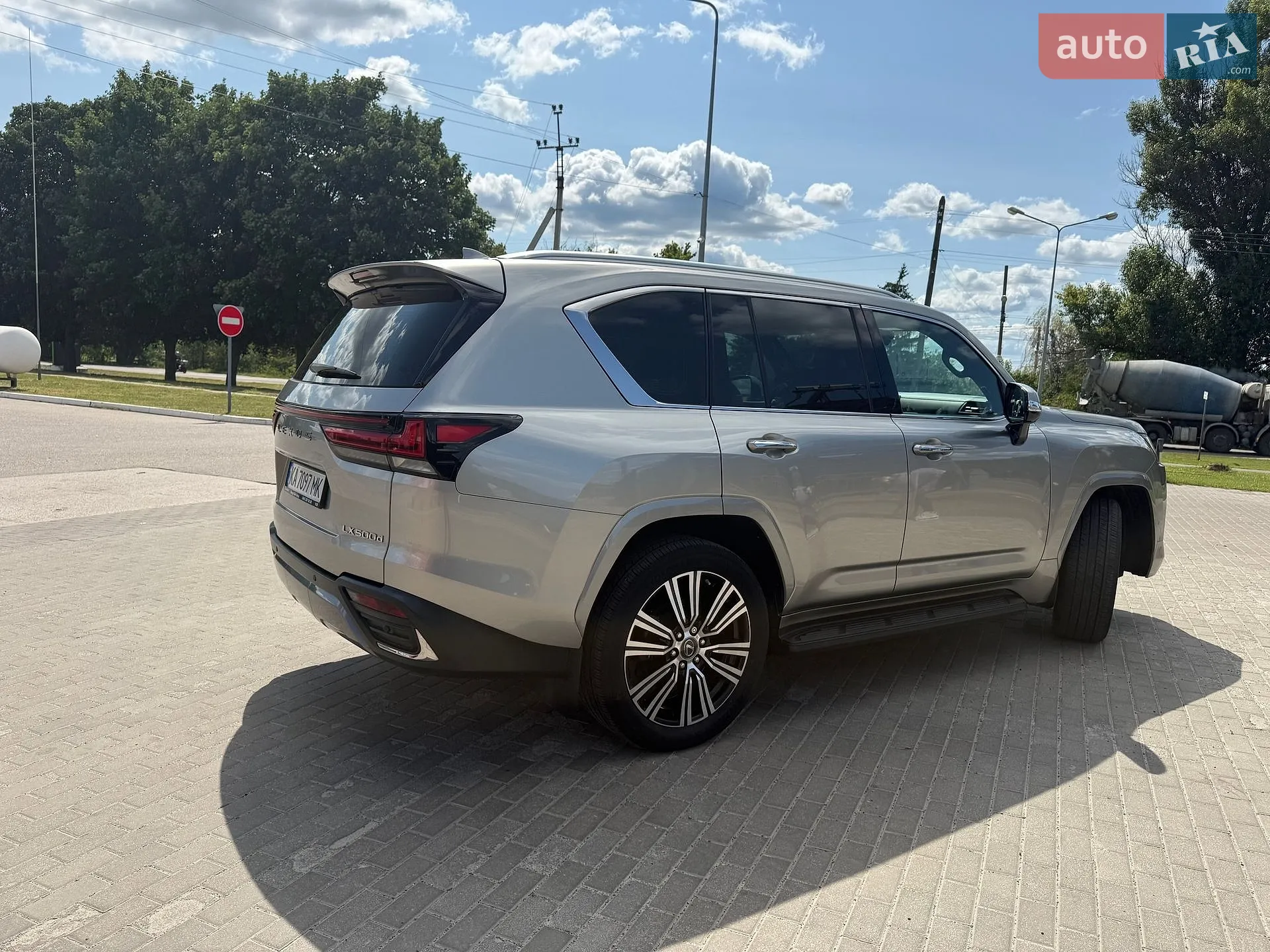 2022 Lexus LX - мініатюра 3