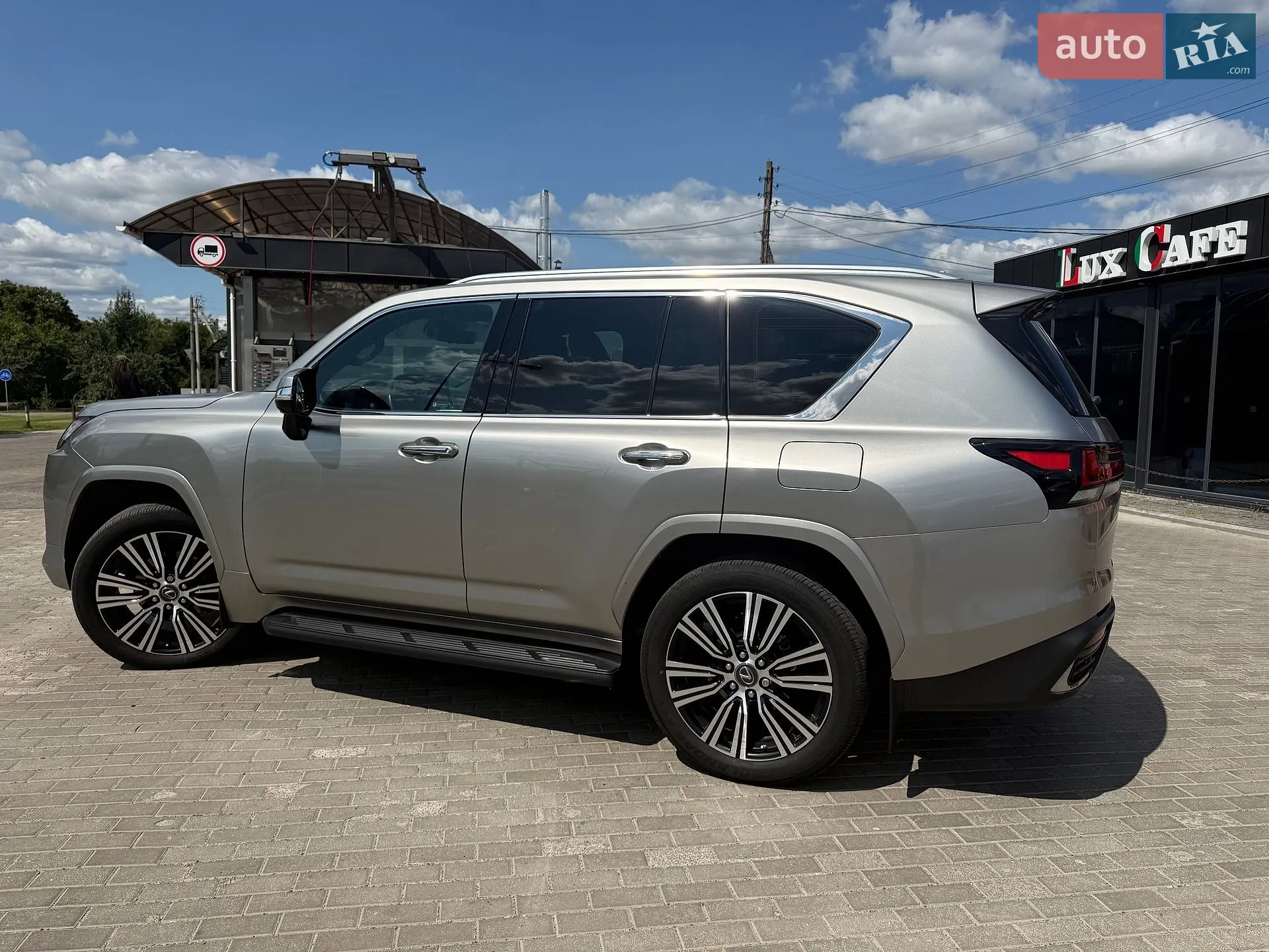 2022 Lexus LX - мініатюра 6