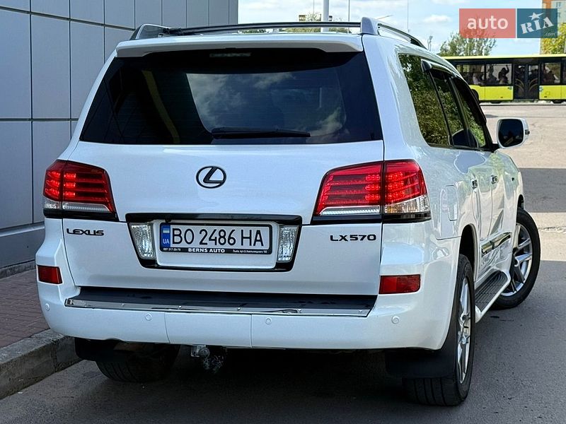 Позашляховик / Кросовер Lexus LX 2008 в Львові