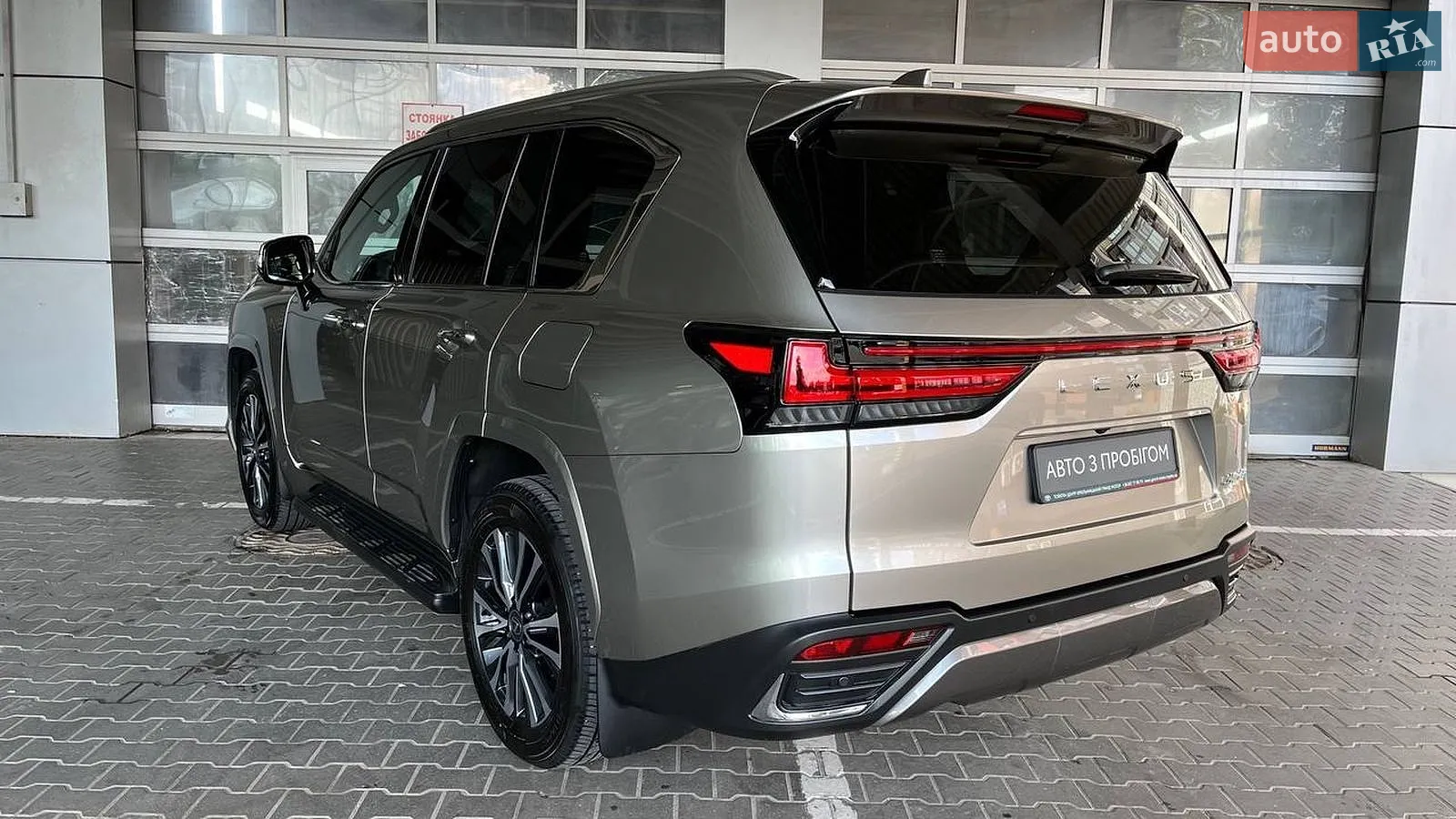 2025 Lexus LX - мініатюра 3