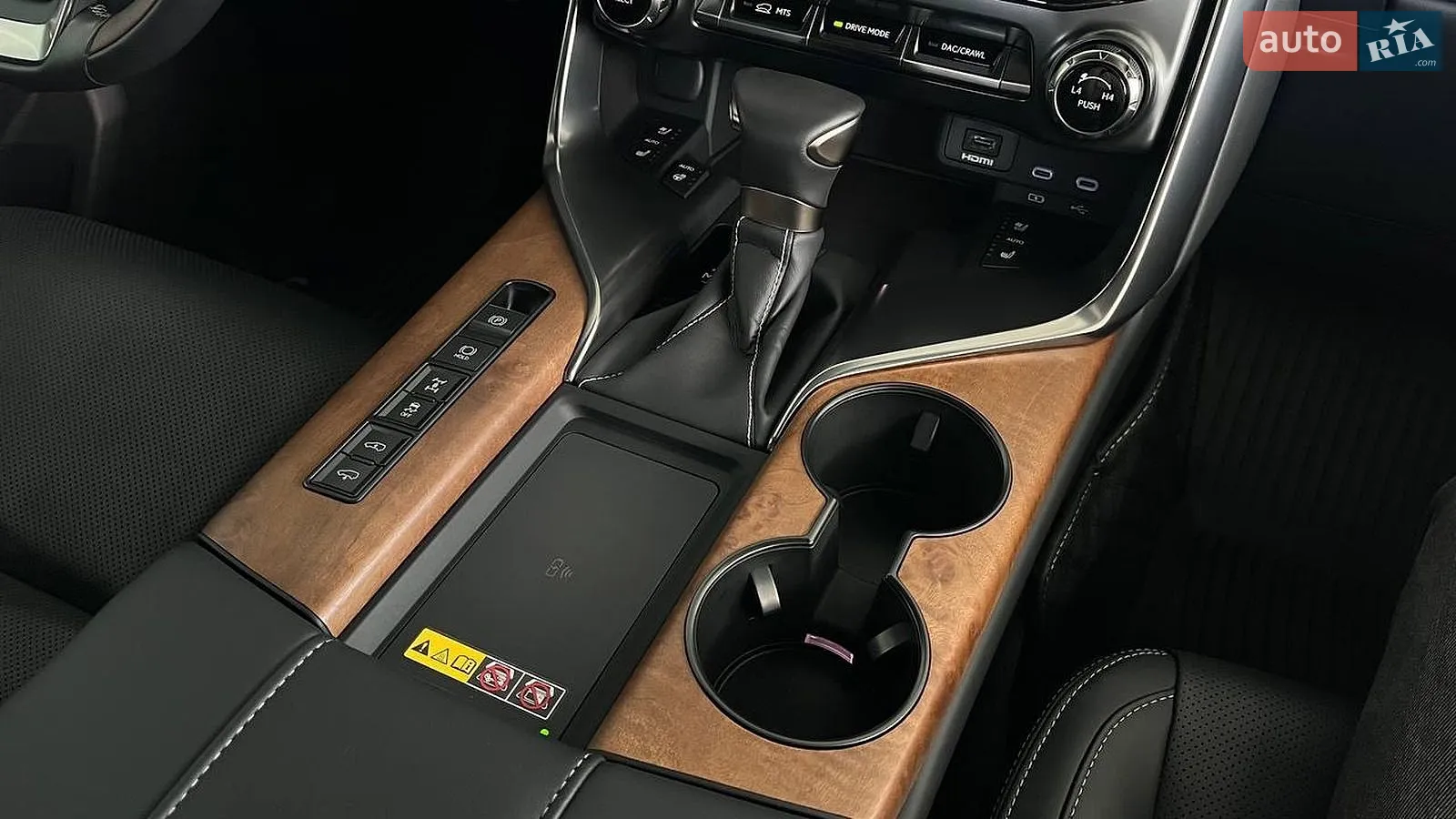 2025 Lexus LX - мініатюра 23
