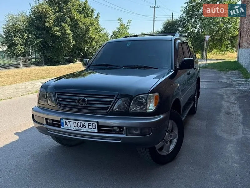 Lexus LX