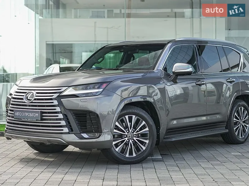 Lexus LX