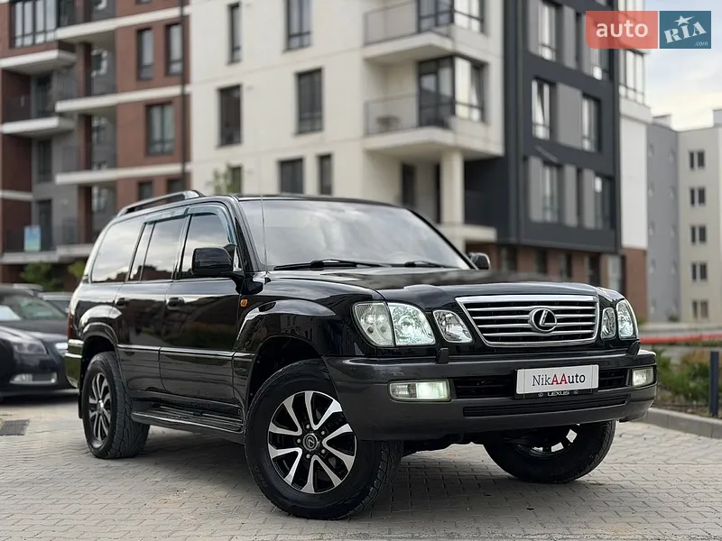 Lexus LX 2006