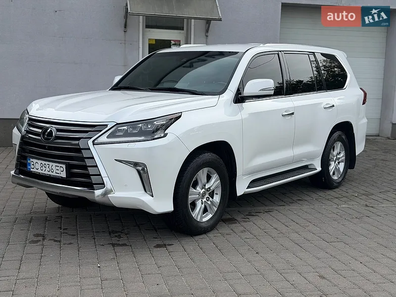 Lexus LX