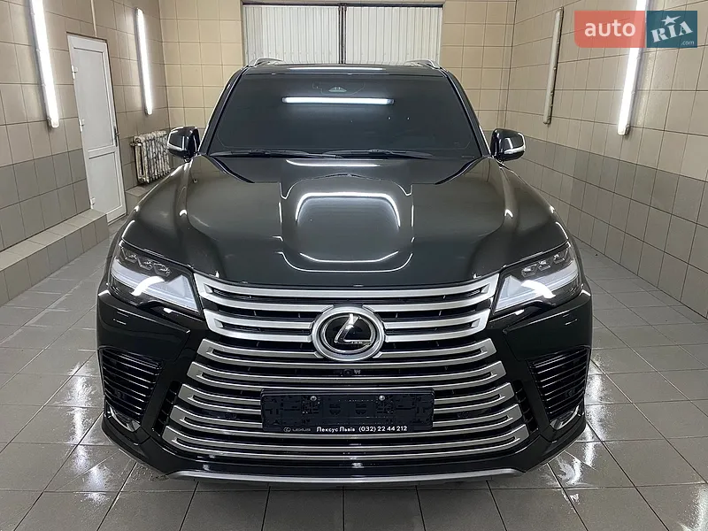 Lexus LX 2025