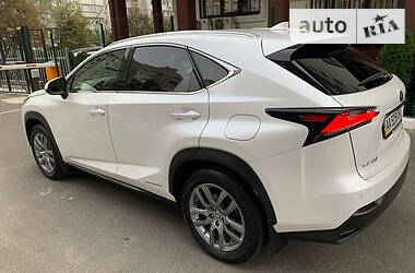 Внедорожник / Кроссовер Lexus NX 2014 в Киеве