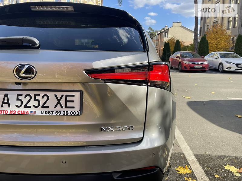 Внедорожник / Кроссовер Lexus NX 2017 в Киеве