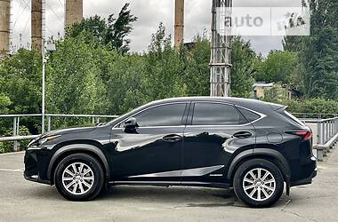 Внедорожник / Кроссовер Lexus NX 2015 в Киеве