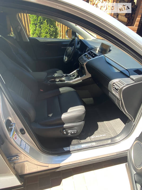 Внедорожник / Кроссовер Lexus NX 2017 в Харькове