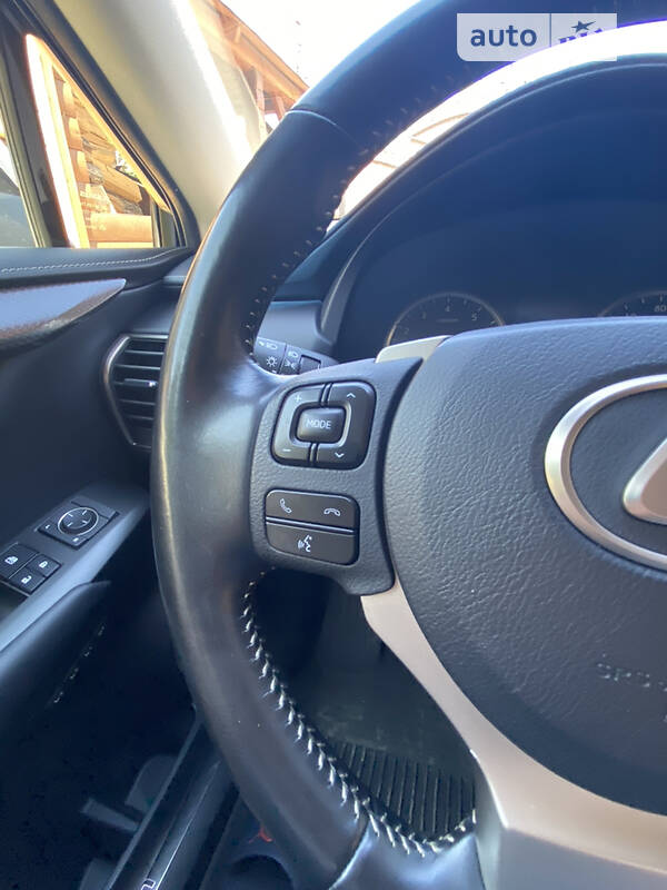 Внедорожник / Кроссовер Lexus NX 2017 в Харькове