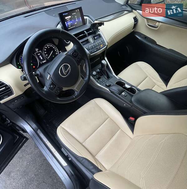 Внедорожник / Кроссовер Lexus NX 2014 в Киеве