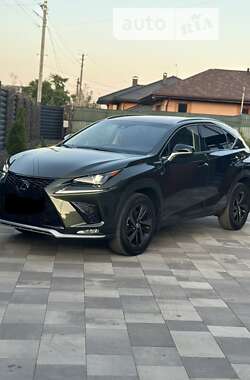 Внедорожник / Кроссовер Lexus NX 2021 в 