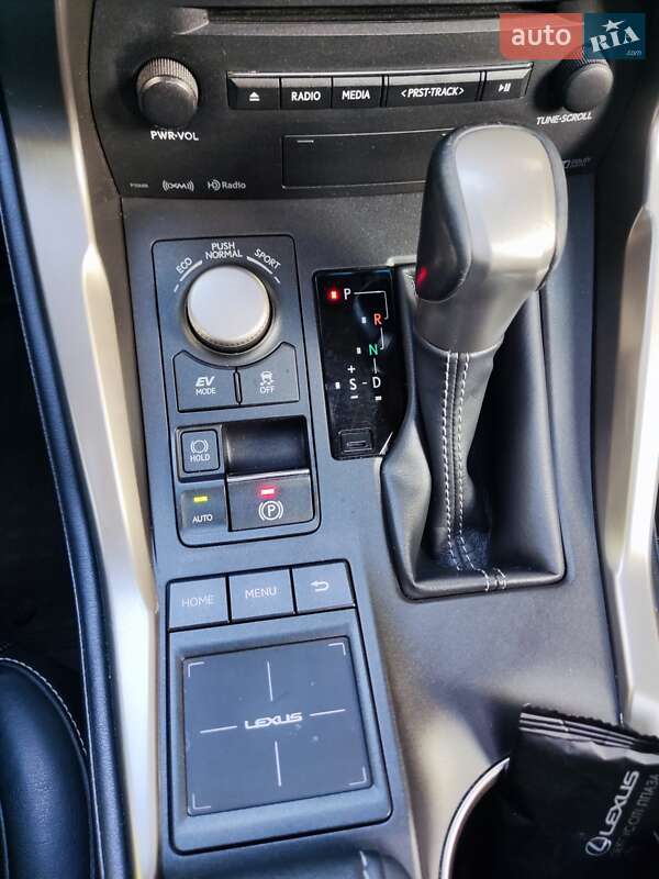 Позашляховик / Кросовер Lexus NX 2015 в Києві фото 10 Позашляховик / Кросовер Lexus NX 2015 в Києві