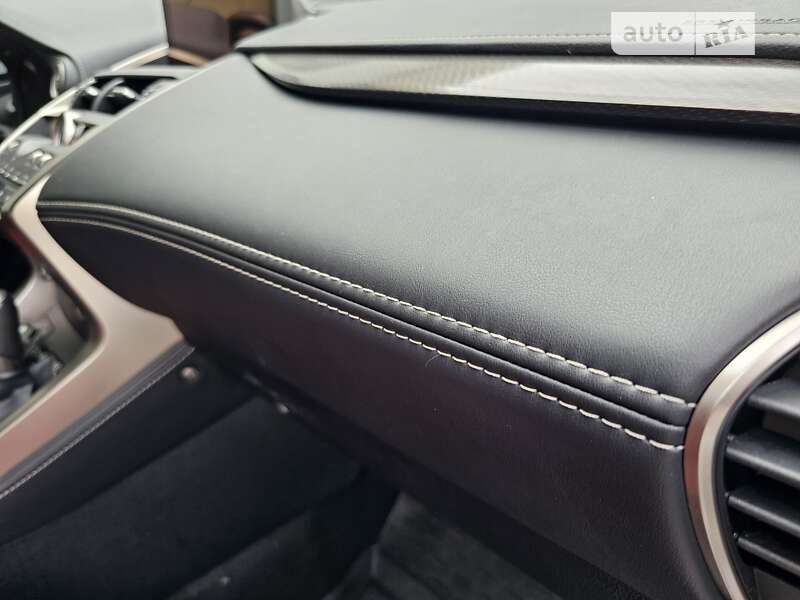 Внедорожник / Кроссовер Lexus NX 2020 в Одессе