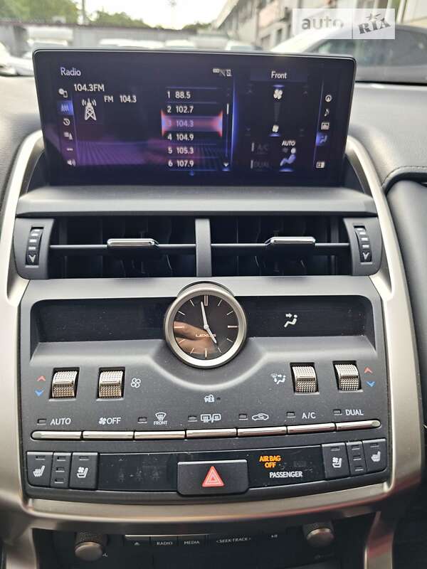 Внедорожник / Кроссовер Lexus NX 2020 в Одессе