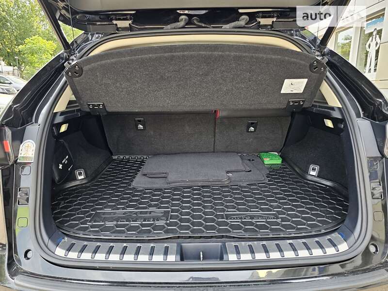 Внедорожник / Кроссовер Lexus NX 2020 в Одессе