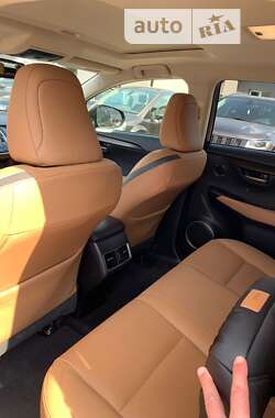 Позашляховик / Кросовер Lexus NX 2017 в Харкові