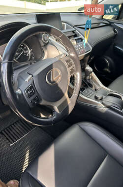 Внедорожник / Кроссовер Lexus NX 2016 в 