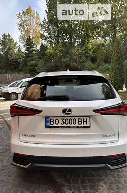 Внедорожник / Кроссовер Lexus NX 2021 в Тернополе