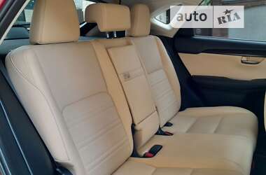 Внедорожник / Кроссовер Lexus NX 2015 в 